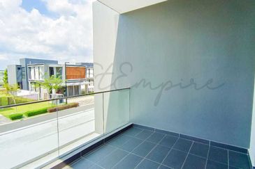 BUNGALOW ZERO LOT READY TO MOVE IN, KOTA KEMUNING SHAH ALAM