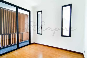 BUNGALOW ZERO LOT READY TO MOVE IN, KOTA KEMUNING SHAH ALAM