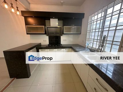 BMC Bandar Mahkota Cheras EndLot 20x65 + Extra Land 10x65 Renovated Kitchen Extended, Selangor, Cheras