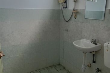 Kings Heights Apartment