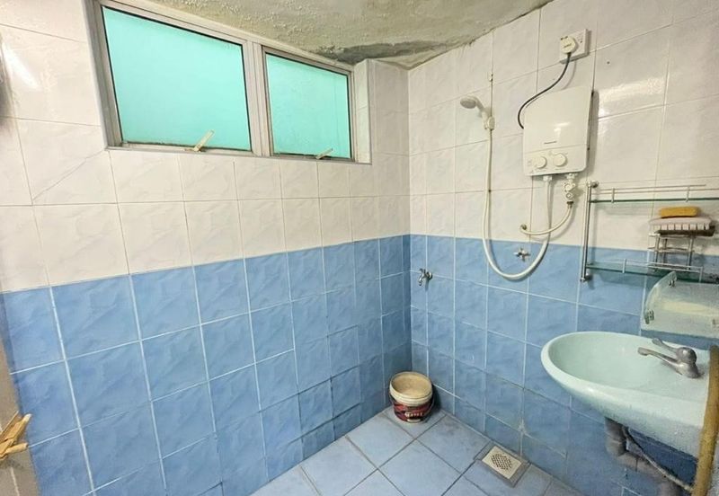 TAMAN JATI, JELAPANG