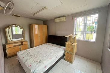 TAMAN JATI, JELAPANG