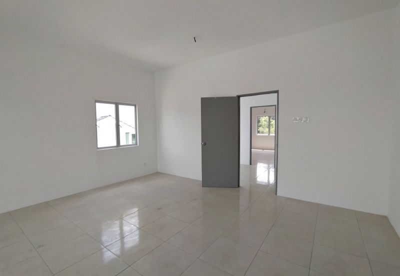 TAMAN MERU DESA PARK