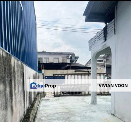 4000 SQFT 1.5 STOREY Semi-D Factory Warehouse Ipoh Pengkalan near Station 18, Perak, Ipoh