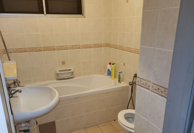 MERU VALLEY RESORT (GOLF VISTA APARTMENT