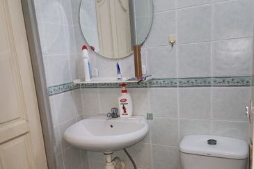 MERU VALLEY RESORT (GOLF VISTA APARTMENT