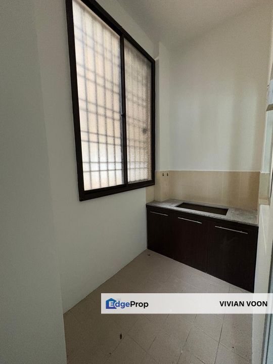 SEMI-FURNISHED CONDO IPOH Meru near KPTM Carsem Jelapang, Perak, Ipoh