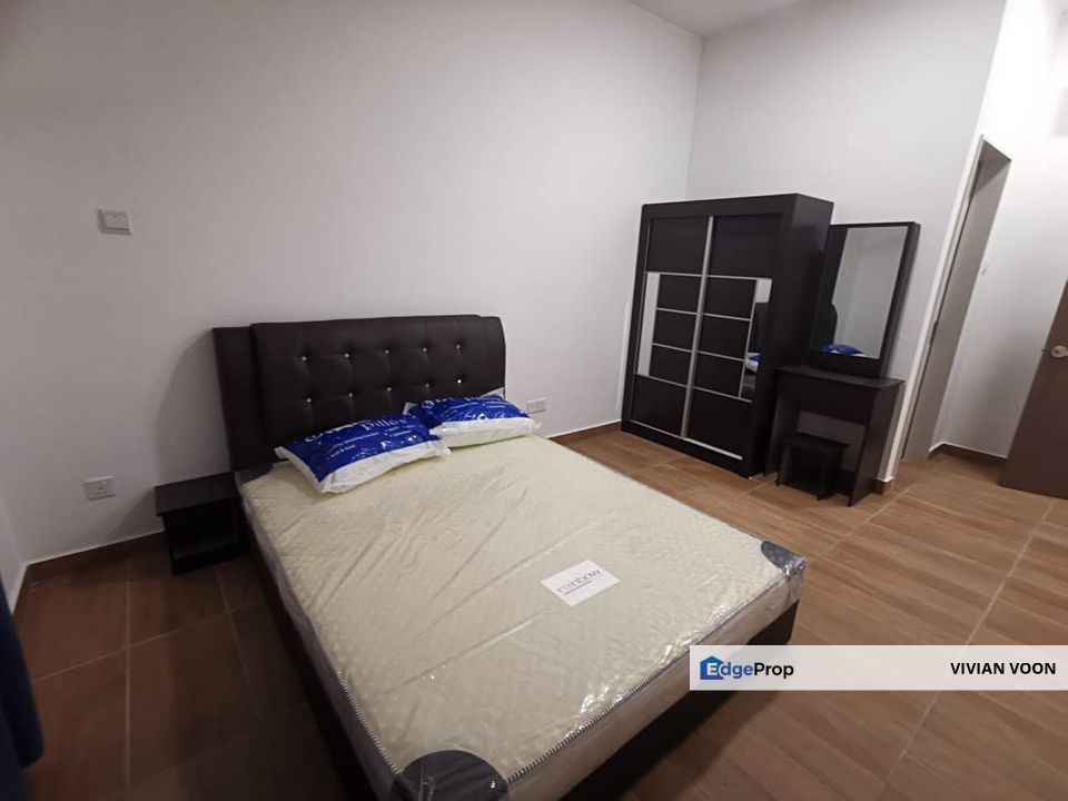 PUCHONG SERVICED RESIDENCE near LRT Bandar Puteri, Selangor, Puchong