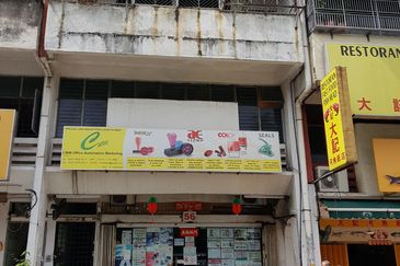 Sri Petaling Ground Floor Shop For Rent