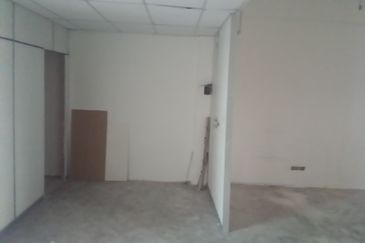Sri Petaling KL 1st Flr Shop For Rent