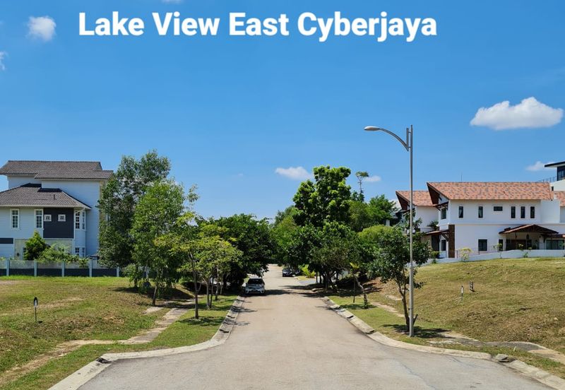 Perdana Lakeview West