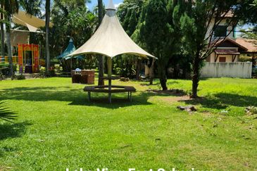 Perdana Lakeview West