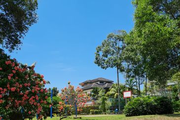 Perdana Lakeview West