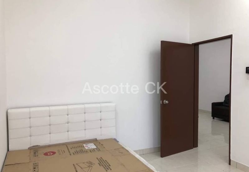 Ascotte Boulevard Condominium