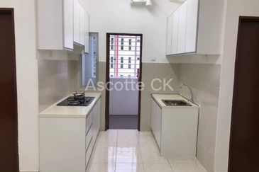 Ascotte Boulevard Condominium