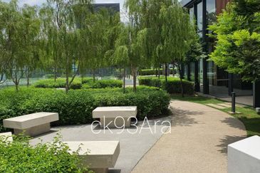 Aria Luxury Residence