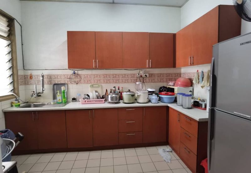 Jalan Bandar Kinrara 4/3E