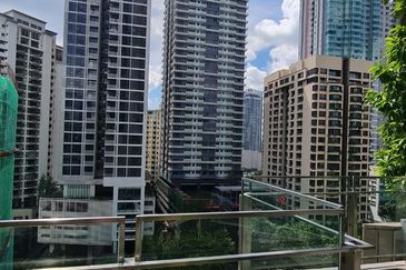 Pavilion Ceylon Hill