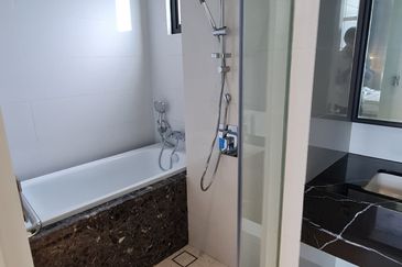 Oxford Residences @ Pavilion Embassy