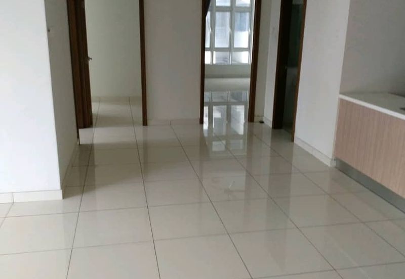 Royal Regent Sri Putramas III