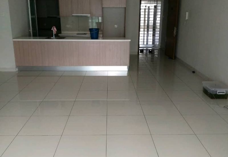 Royal Regent Sri Putramas III