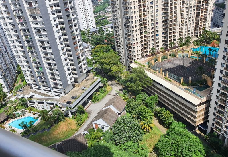 Royal Regent Sri Putramas III