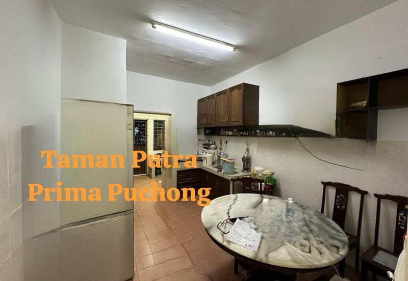 Jalan Putra Prima 4/3 