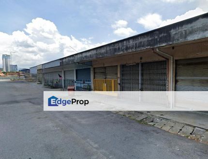 Taman Perindustrial Puchong Utama 1.5 storey xx2, Selangor, Puchong