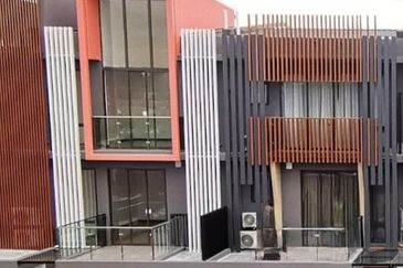 Taman Puchong Legenda