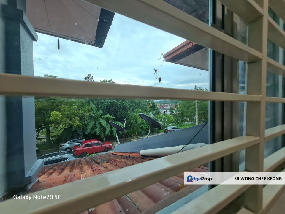 Seri Kembangan Puncak Jalil PUJ 2 Double 2 Storey House  Newly Renovated New Paint x2 , Selangor, Puncak Jalil