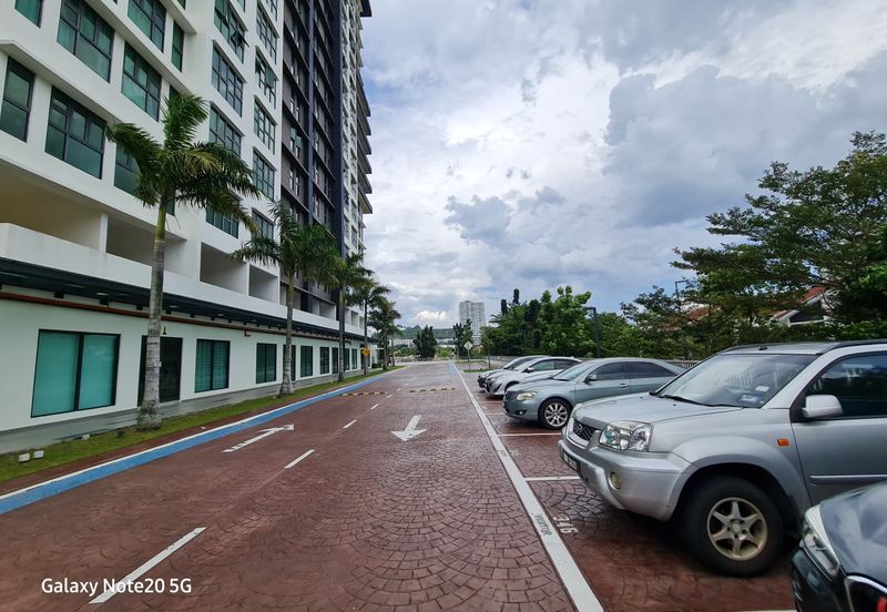 Hillcrest Heights (Puchong Heights)