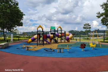 Hillcrest Heights (Puchong Heights)