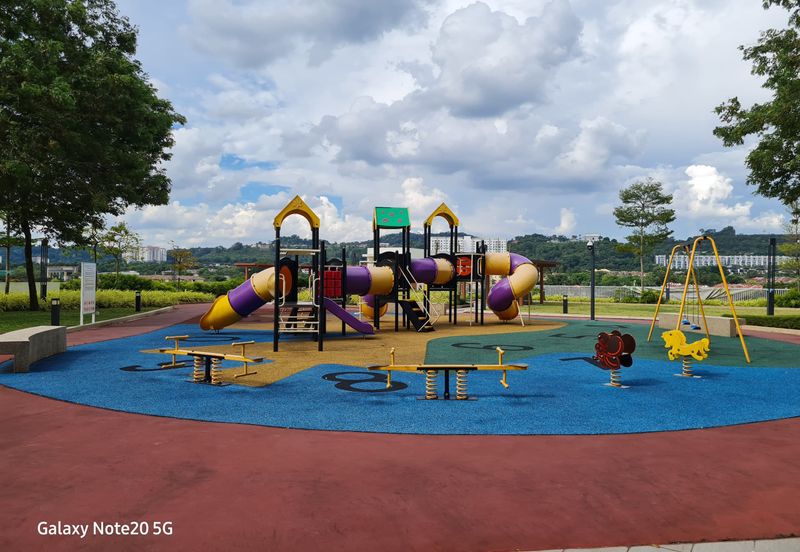 Hillcrest Heights (Puchong Heights)