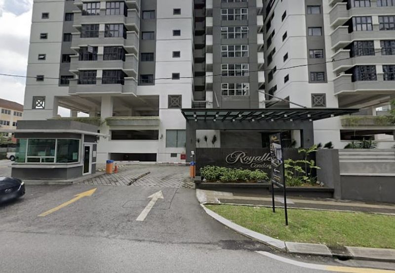 Royalle Condominium @ North Kiara