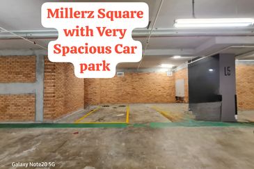 Millerz Square