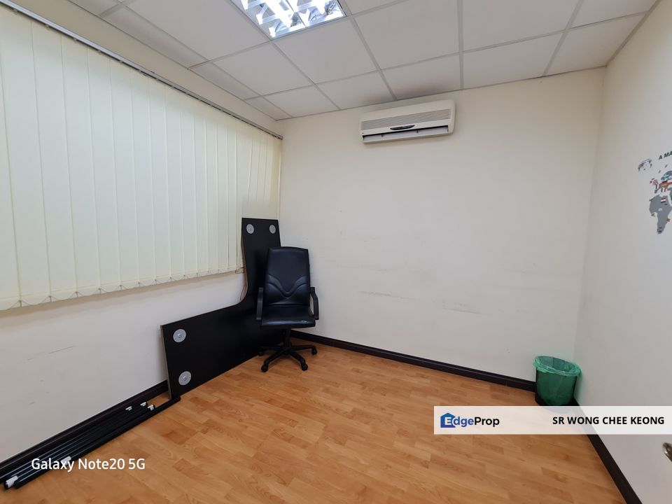 IOI BOULEVARD OFFICE BANDAR PUCHONG JAYA X 3, Selangor, Puchong