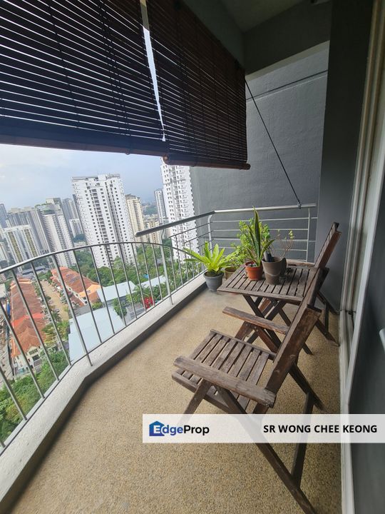 Corner Luxurious  Freehold ID Design spacious 2002sf Renovated cheap, Kuala Lumpur, Mont Kiara