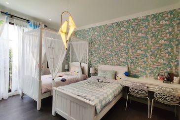 Monet Springtime @ Sunsuria City