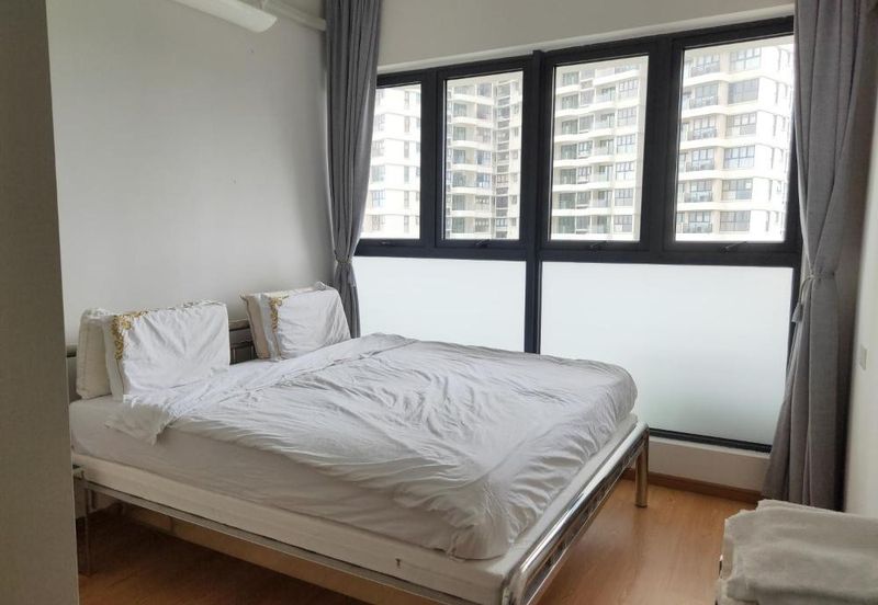 Baypoint @ Country Garden Danga Bay