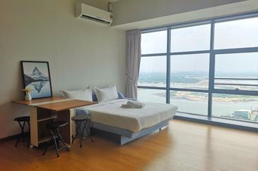 Royal Strand @ Country Garden Danga Bay