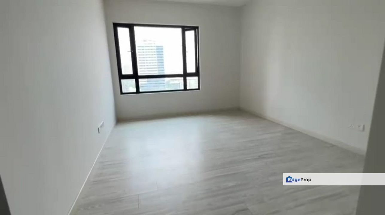 Suasana,, Johor, Johor Bahru