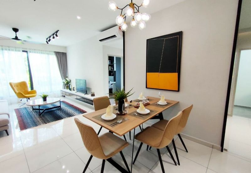 D'Summit Residences @ Kempas Utama