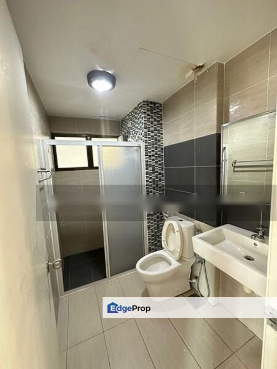 Ujana Executive Apartment for sale, Johor, East Ledang