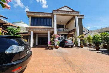 Bandar Tun Hussein Onn