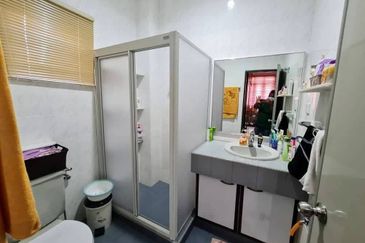 Bandar Tun Hussein Onn