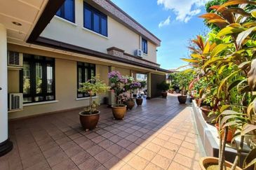 Bandar Tun Hussein Onn