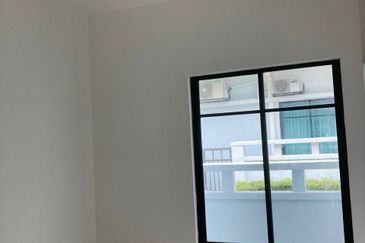 Cradleton @ Eco Majestic