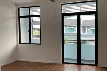 Cradleton @ Eco Majestic