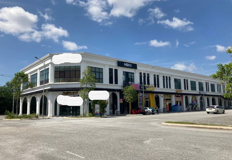 Ivoris @ Eco Majestic