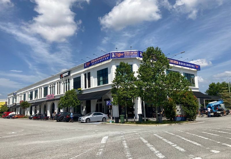 Ivoris @ Eco Majestic